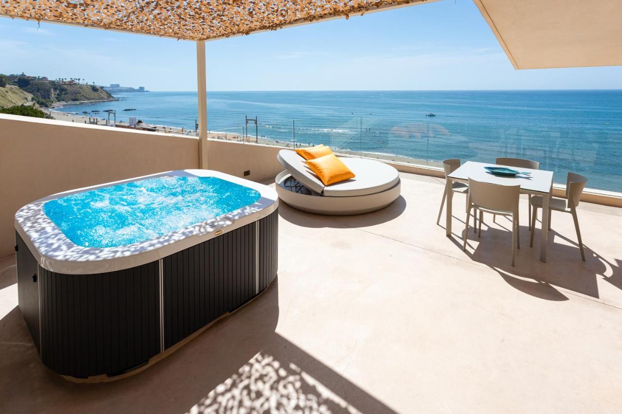 Higueron Rental Beach Club Suites 베날마데나코스타 외부 사진