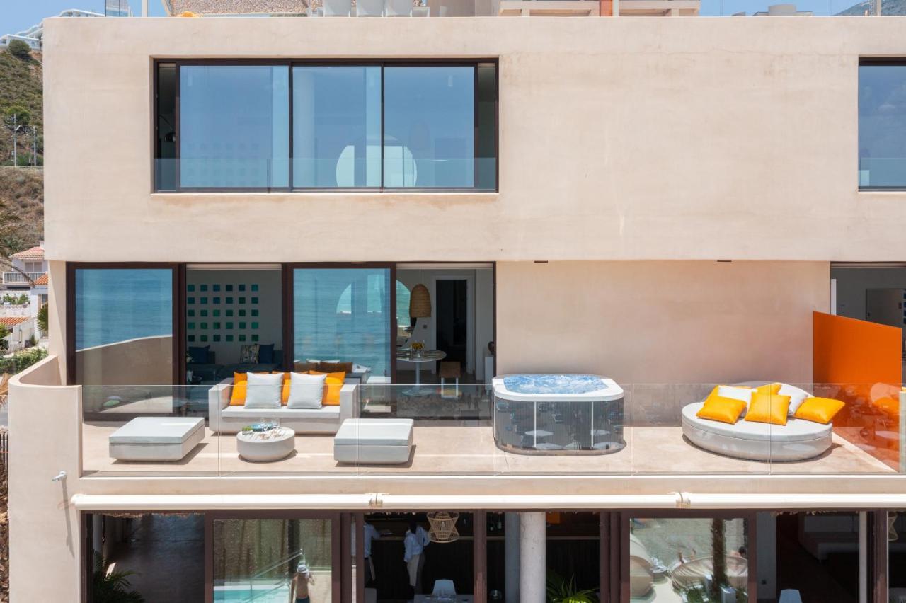 Higueron Rental Beach Club Suites 베날마데나코스타 외부 사진
