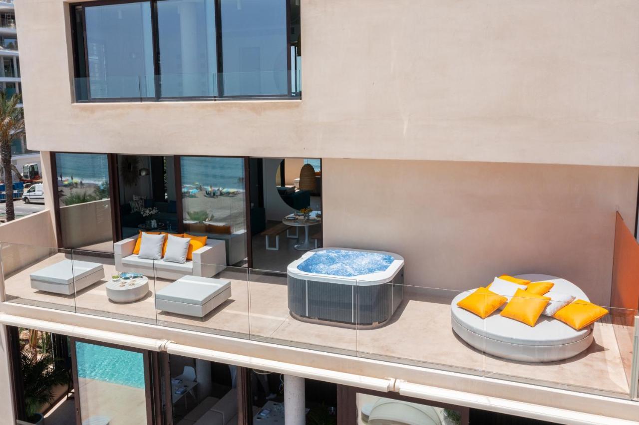 Higueron Rental Beach Club Suites 베날마데나코스타 외부 사진