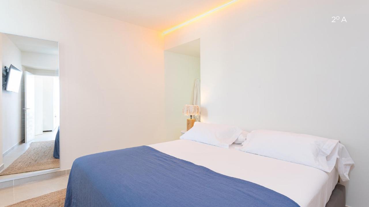 Higueron Rental Beach Club Suites 베날마데나코스타 외부 사진