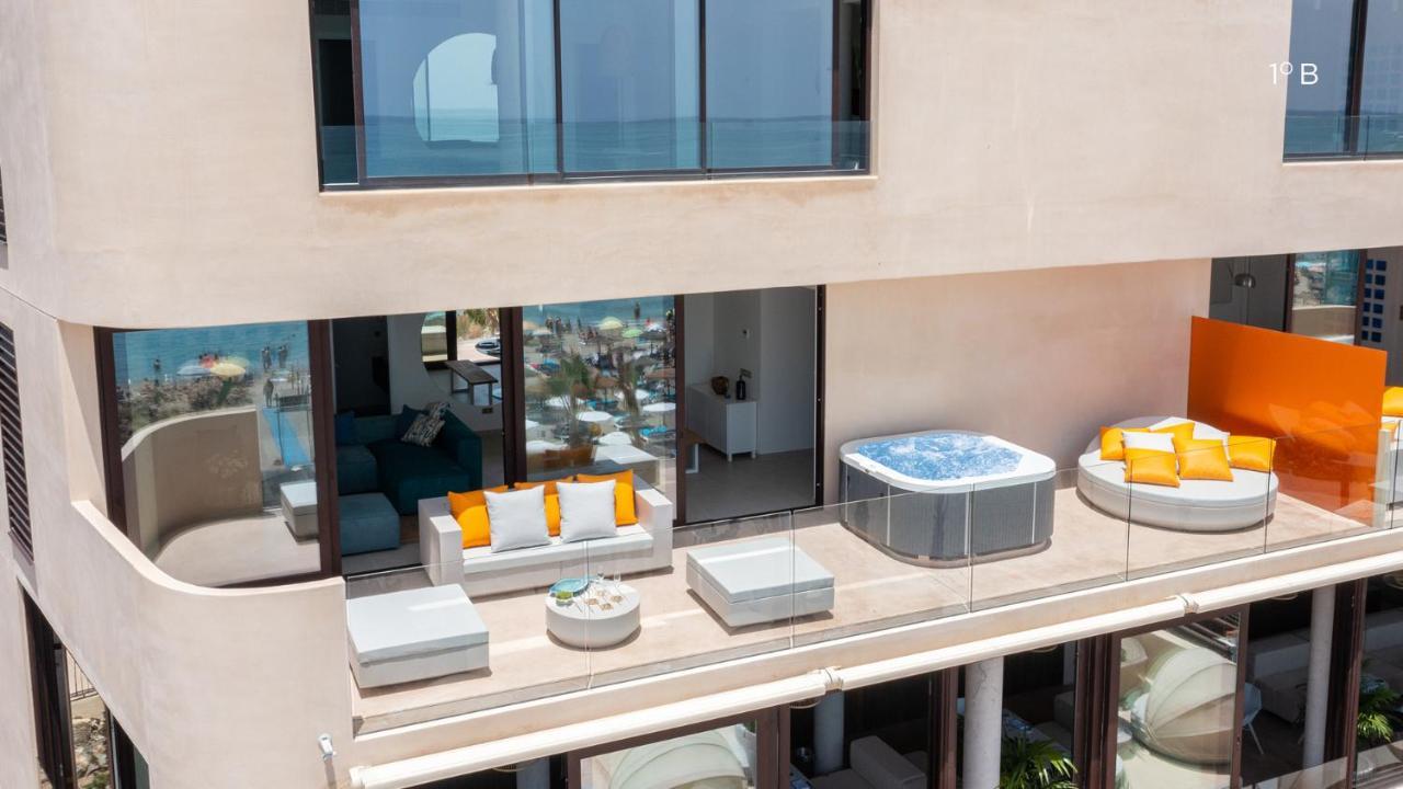 Higueron Rental Beach Club Suites 베날마데나코스타 외부 사진