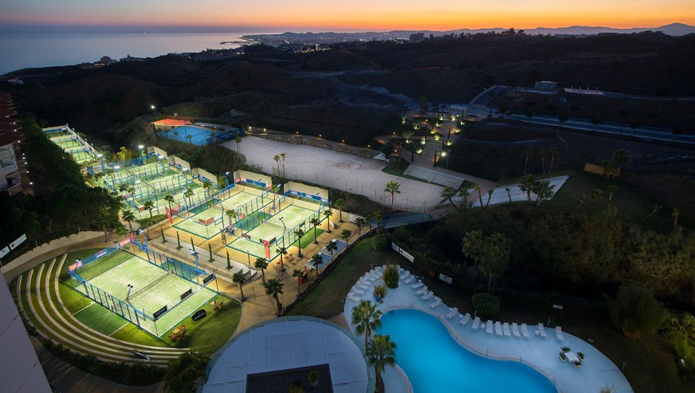 Higueron Rental Beach Club Suites 베날마데나코스타 외부 사진