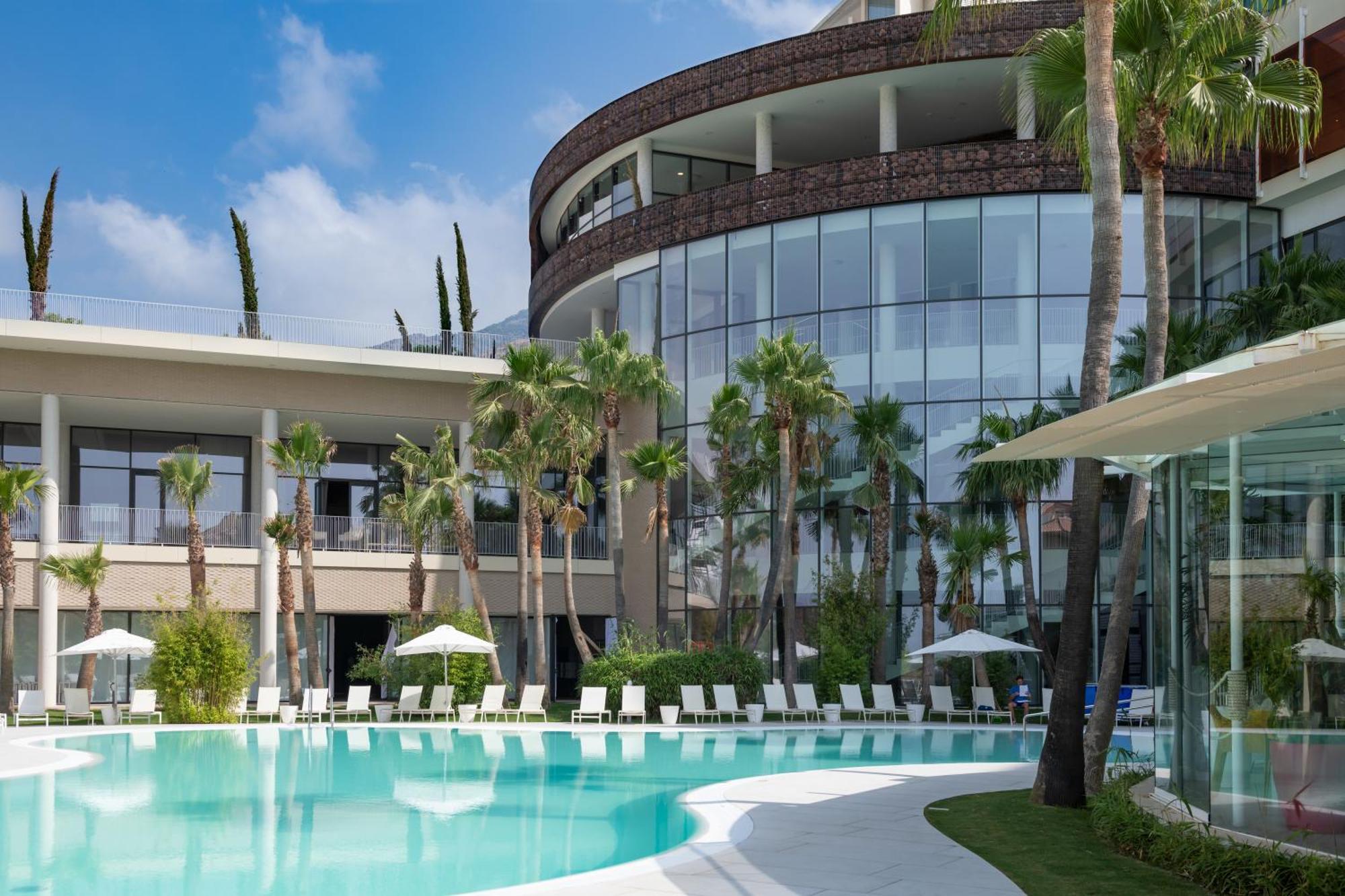 Higueron Rental Beach Club Suites 베날마데나코스타 외부 사진